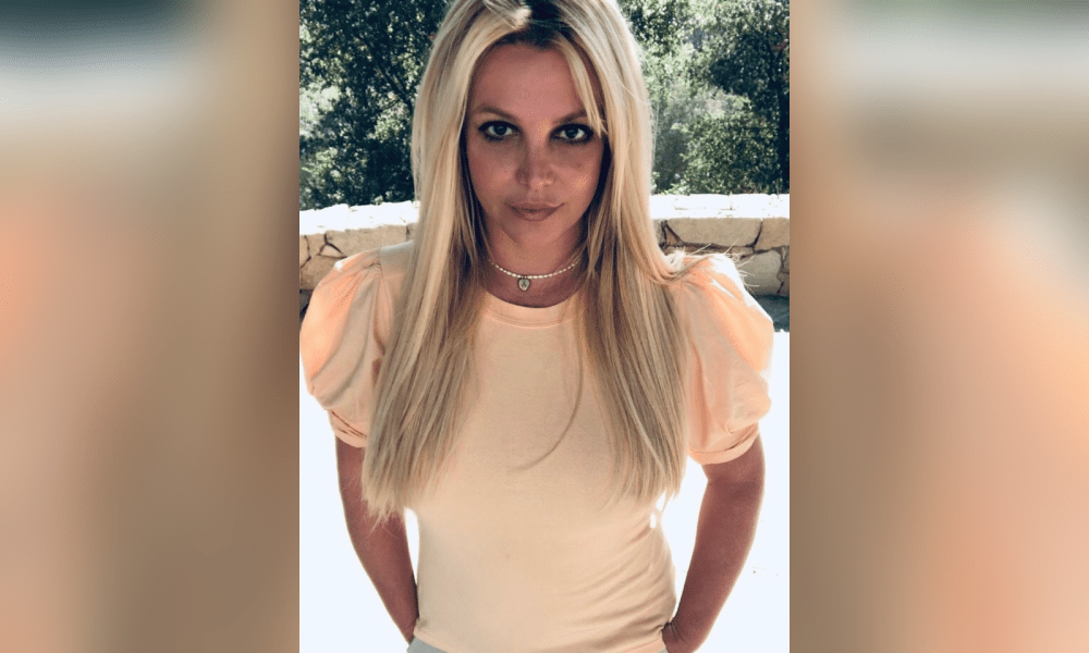 Britney Spears Calls Out Christina Aguilera