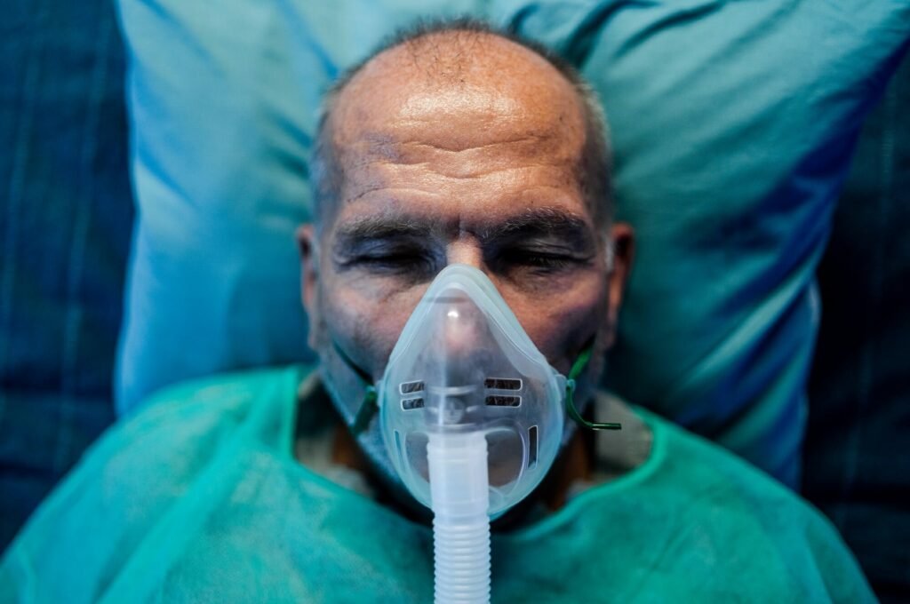 Sleep-Related Hypoxia Tied to Higher Risk for COVID-19 Hospitalizations, Death