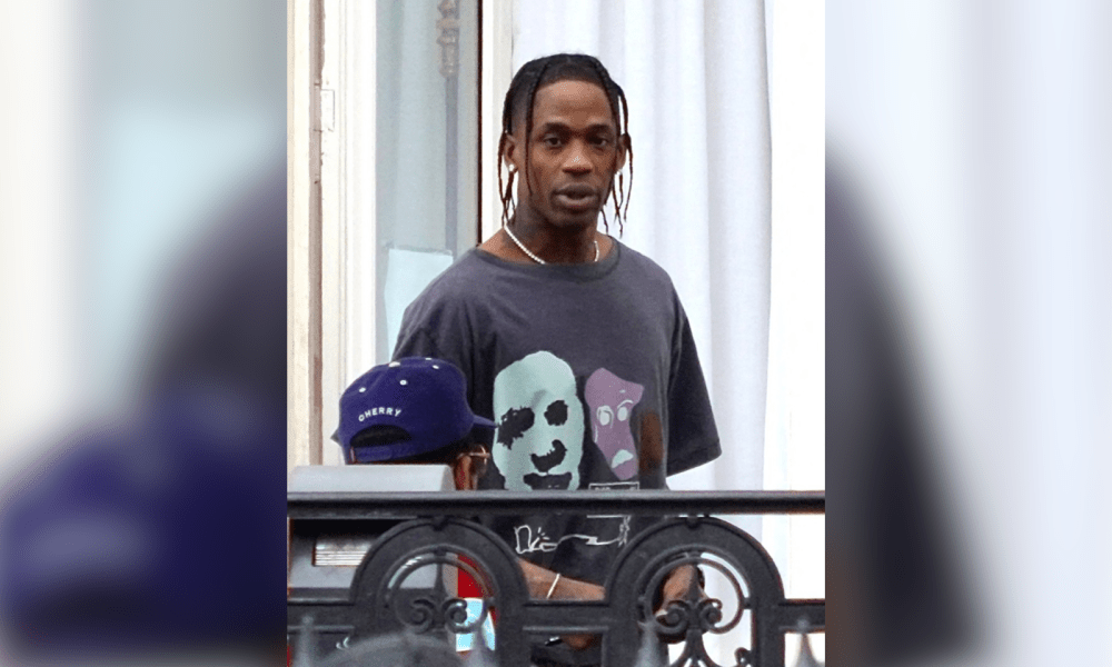 Travis Scott Gifts Over 2,000 Presents To Kids In Houston