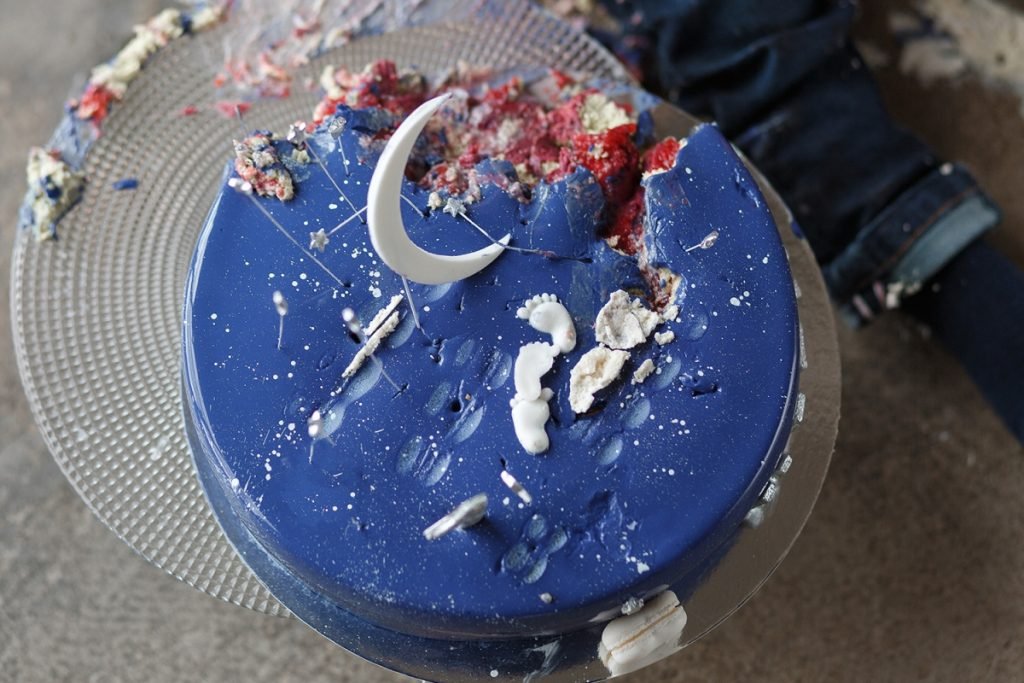 I sent my cousin the bill for my kid’s birthday cake after her son ruined it…I won’t stop until she’s paid