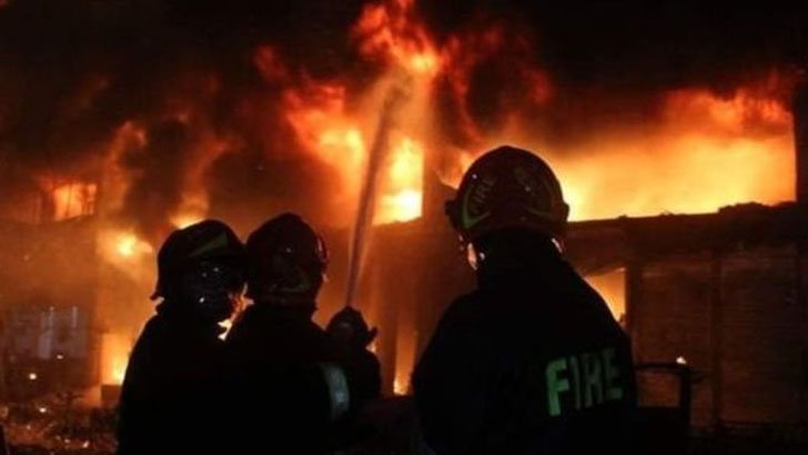 A fire broke out in a polythene factory in old Dhaka